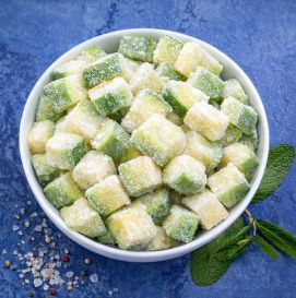 Кабачок, кубик