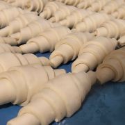 Круасан без начинки 100г (2)