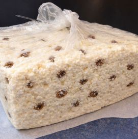 Творожная масса с изюмом ТМ "Селянська" (5 кг)