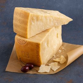 Сыр Грана Подано (Пармезан) 18+