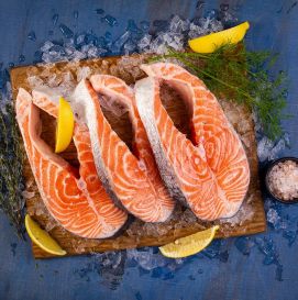 Стейк лосося охлажденный