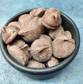 Шоколадные дропсы молочные L36 min 33%